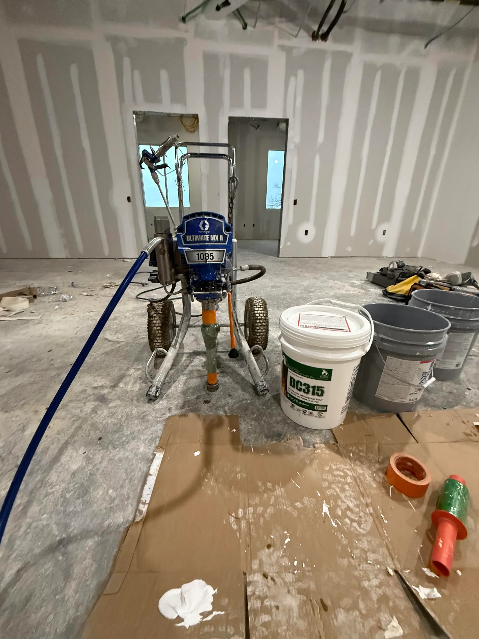 Intumescent fire retardant coating staged for spray application